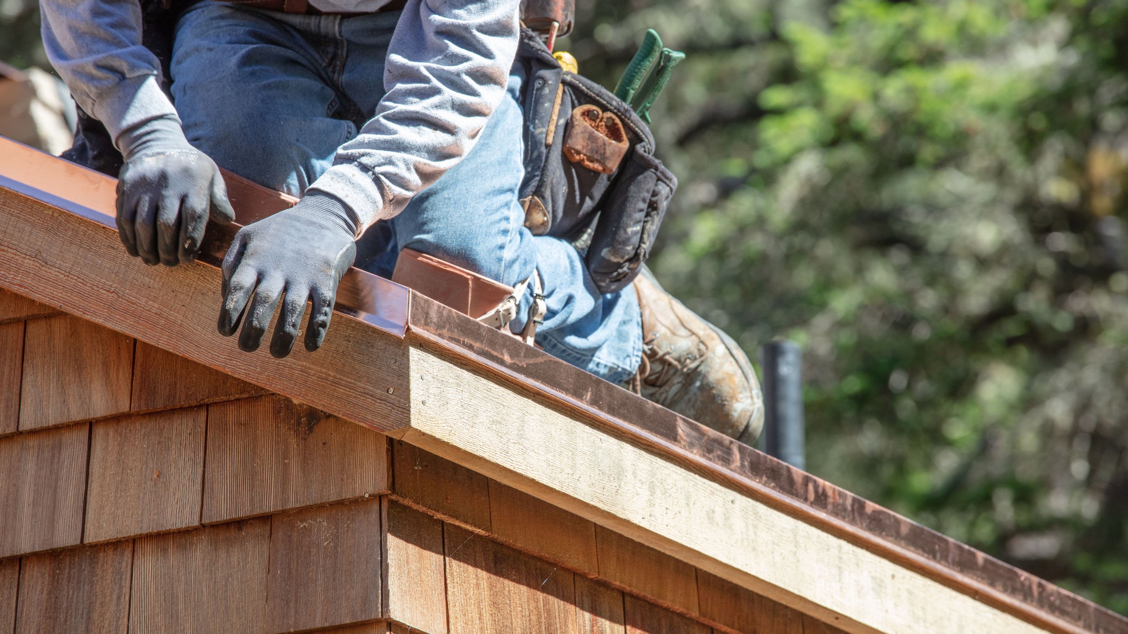 How to Check Roof Flashing for Rust and Gaps