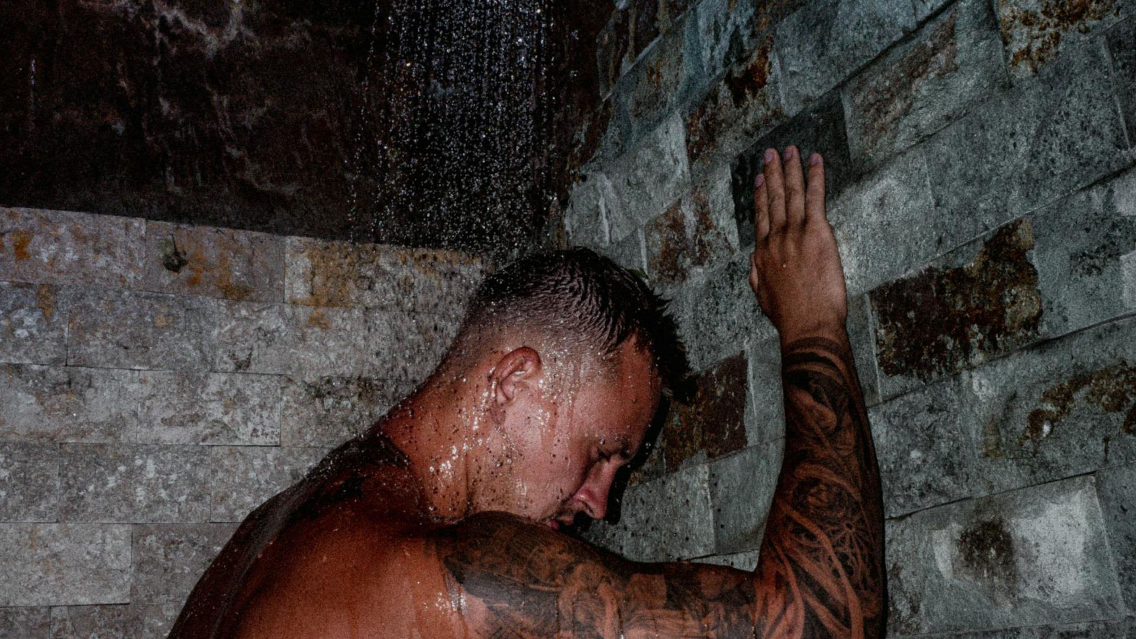 Walk-in Shower Ideas for Men Who Want Luxury Spa Showers at Home