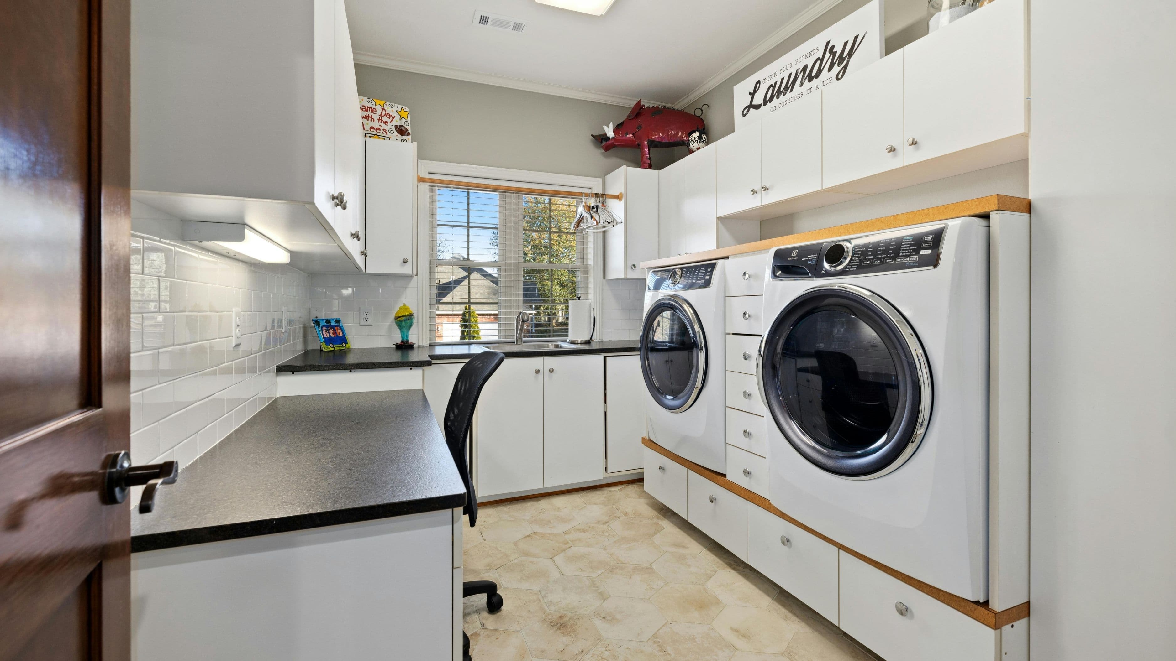Why Is My Washing Machine Shaking Violently During the Spin Cycle?