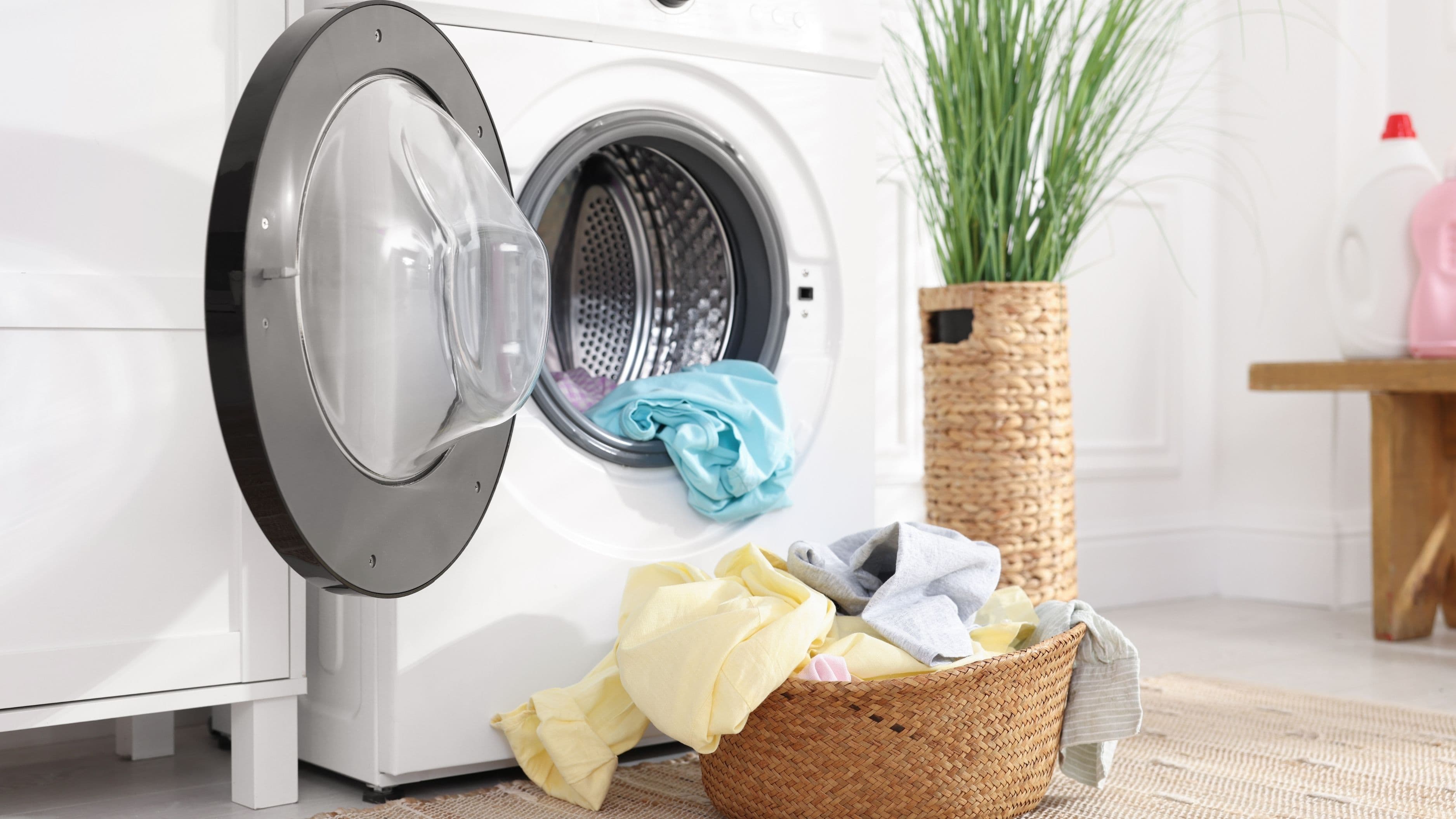 What Do the Error Codes on a Washing Machine Mean?